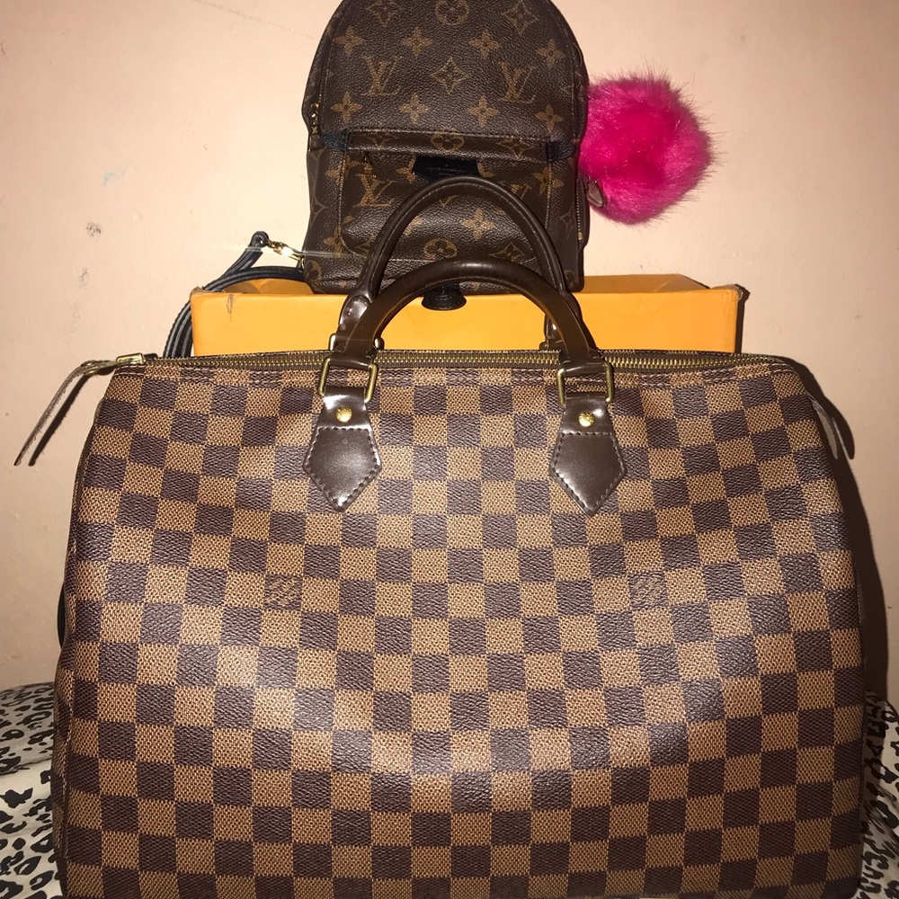 Authentic Louis Vuitton Speedy 35